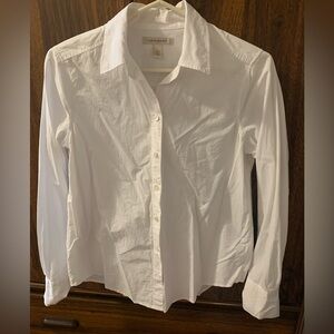 Banana Republic Women’s dress shirt. Size xs, 100% cotton